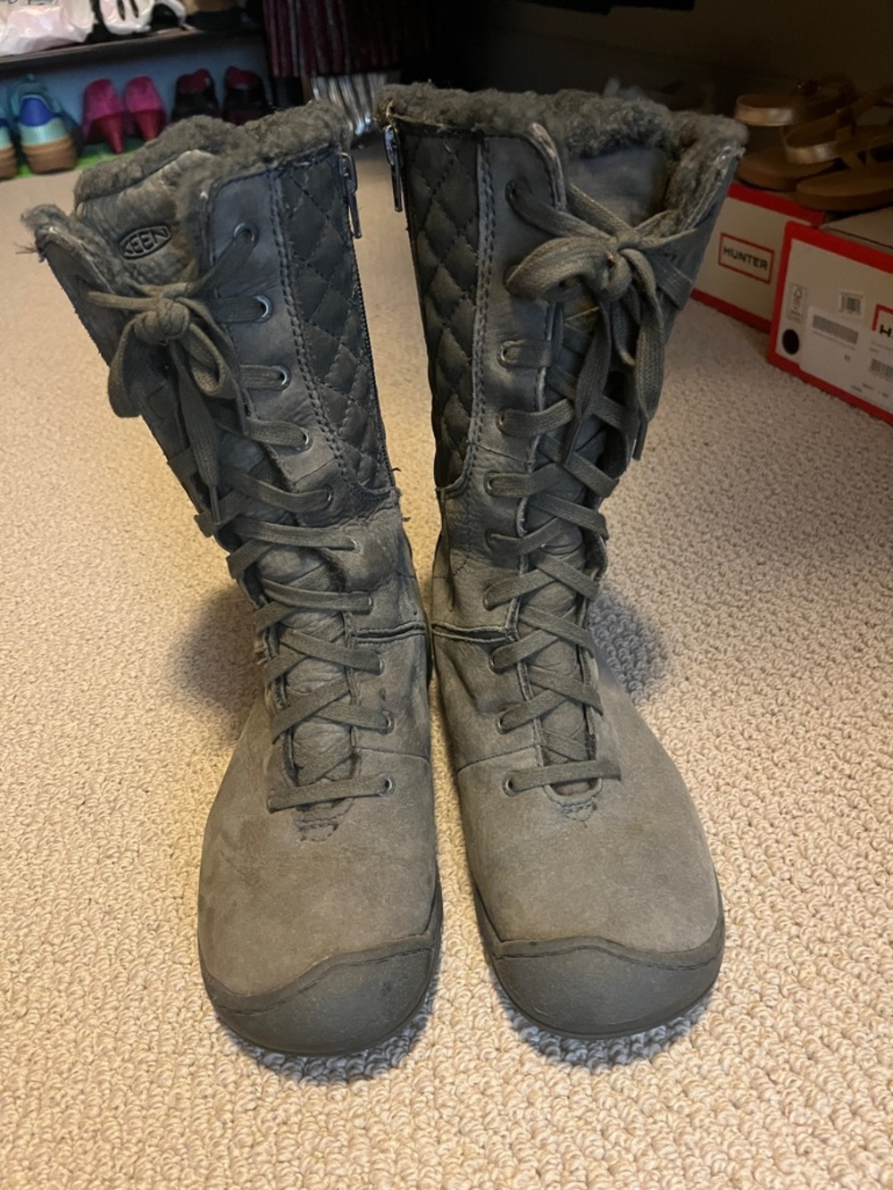 Keen Women's Gray Quilted Lace-Up Winter Boots with Faux Fur